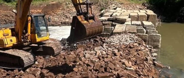 Restituyen el paso provisorio sobre el arroyo Yabebirí y amplían la sección de desagüe